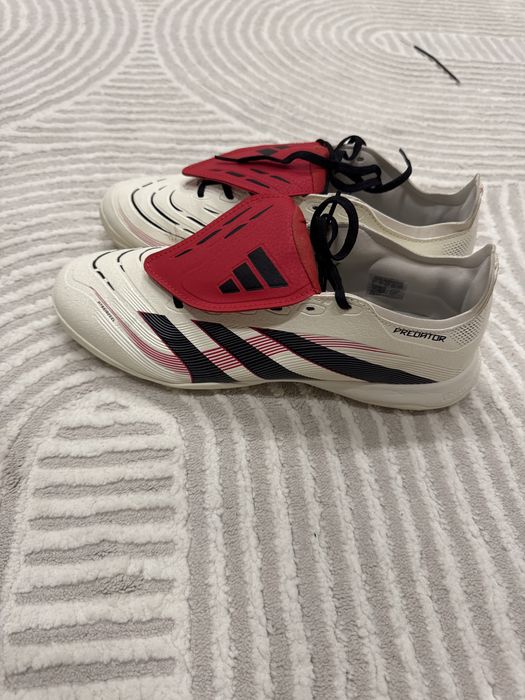 Сороконожки Adidas Predator оригинальные,размер 42
