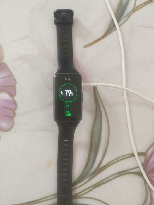 Смарт-часы Huawei Band 8 (FRA-B19)