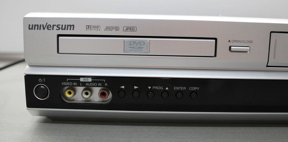 Universum  - DVD-VCR 4330