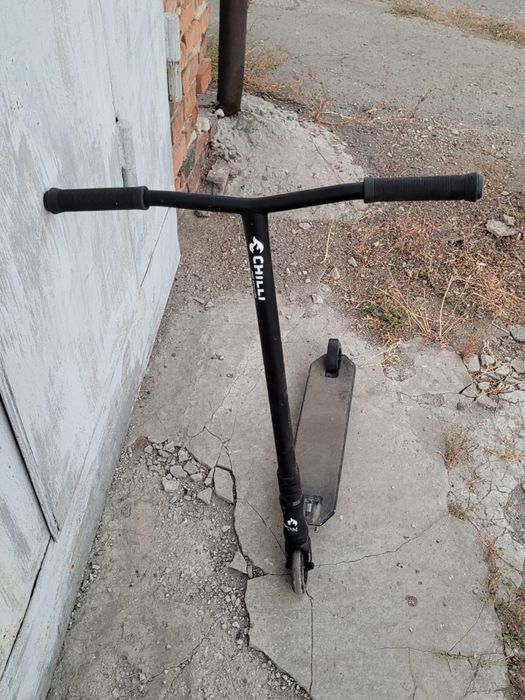 Продам трюковой самокат чили