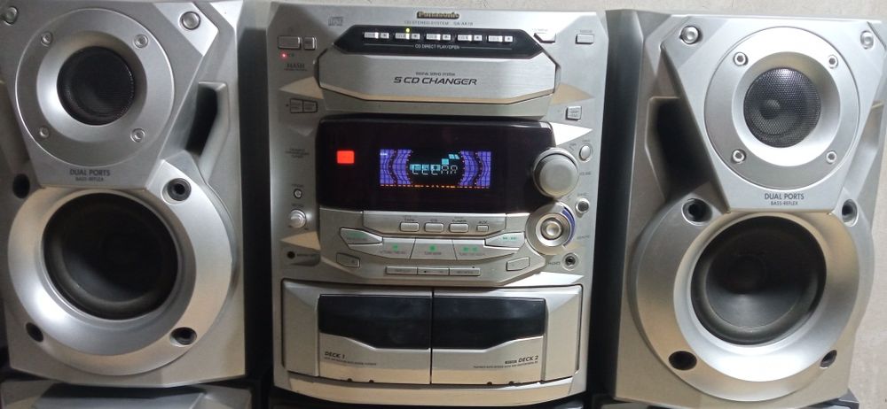 Продам  музыкальный центра