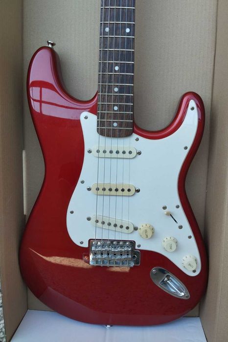 Продавам "Fender Squier Affinity"