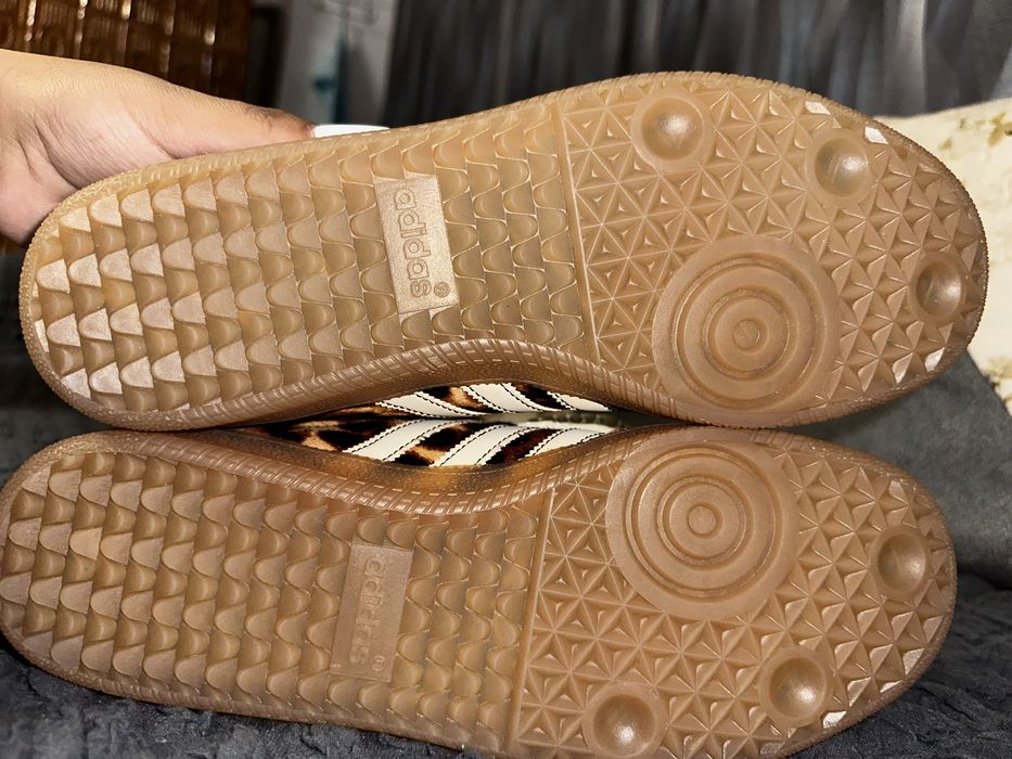 Adidasii samba40