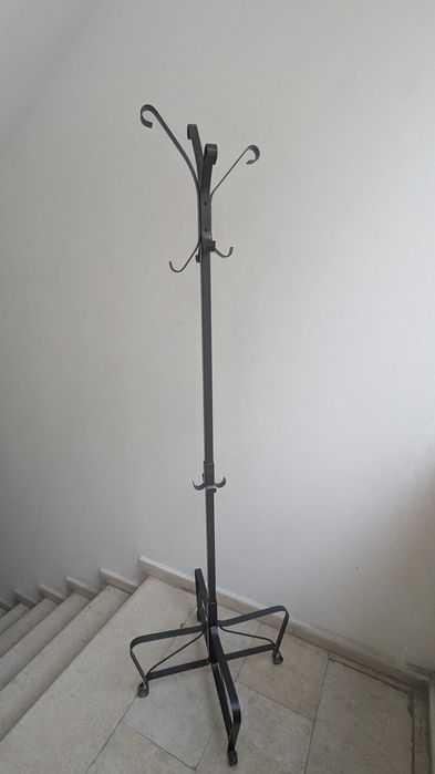 Закачалка за дрехи IKEA PORTIS (черна, метална)