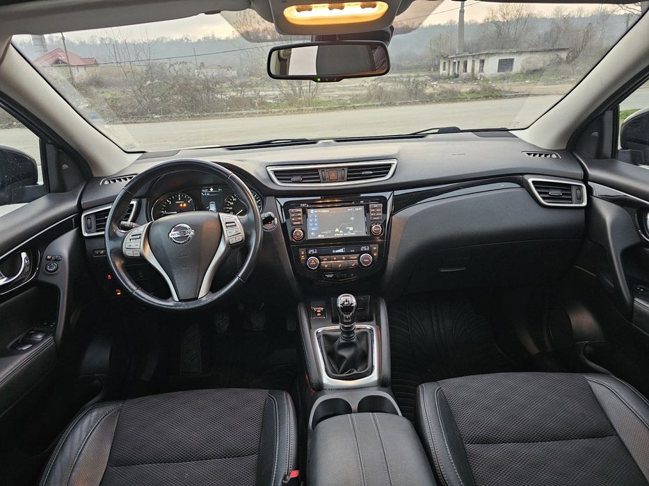 Nissan Qashqai - Tekna - 2015