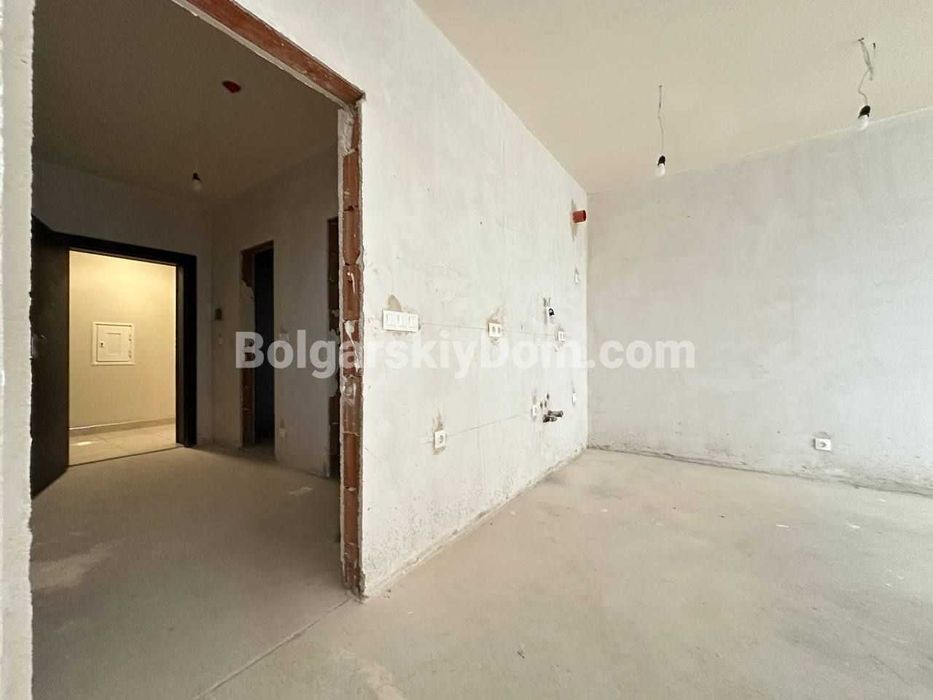 Продава се Двустаен апартамент в Бургас, Славейков - 76 кв.м за 1094 €/кв.м - Снимка #4