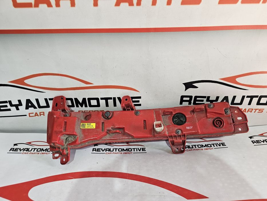 Lampa stop dreapta ceata Hyundai Santa Fe dupa 2024 cod 92406P6100
