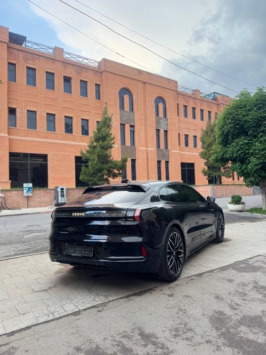 zeekr z sport full