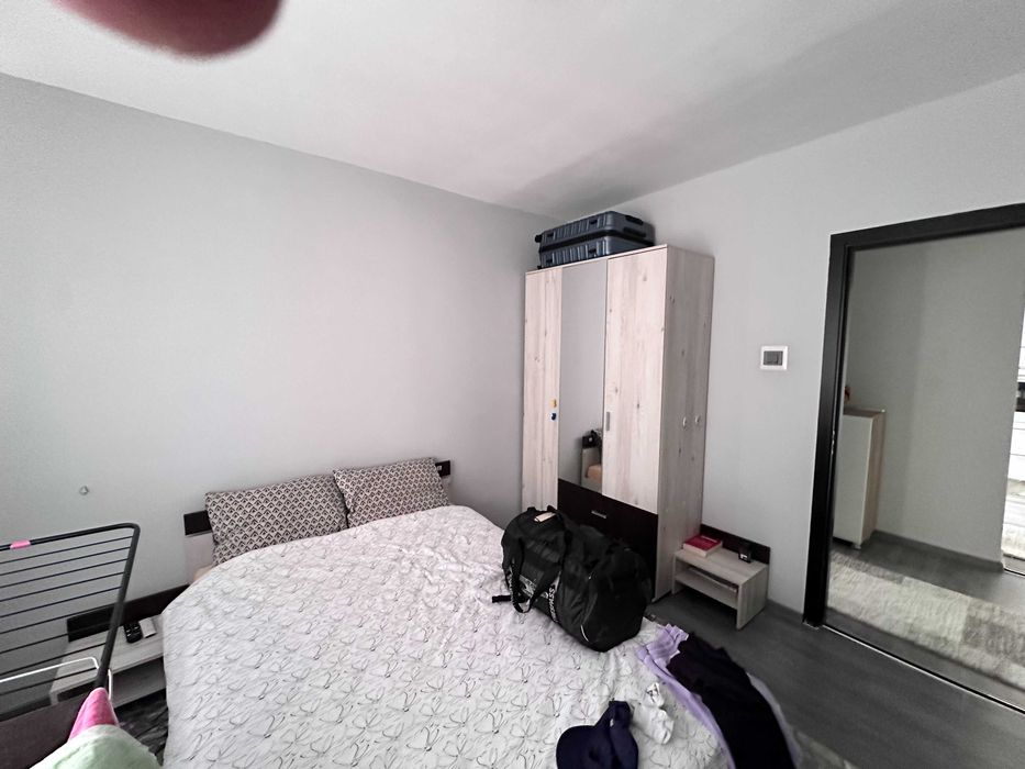 De vanzare apartament cu trei camere DROBETA TURNU SEVERIN