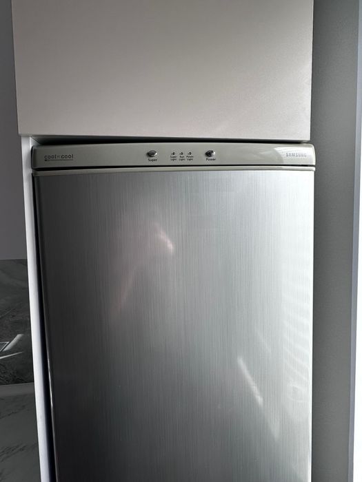 Холодильник на запчасти