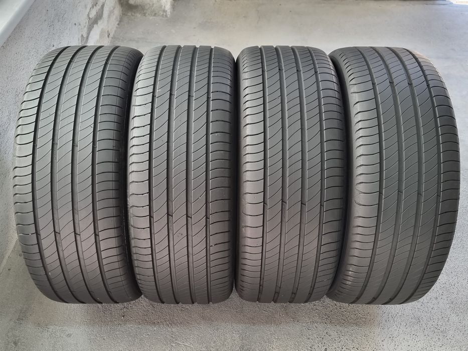 "Dot 23/24" 235/50/19 Michelin 4Броя: 280€ 6мм