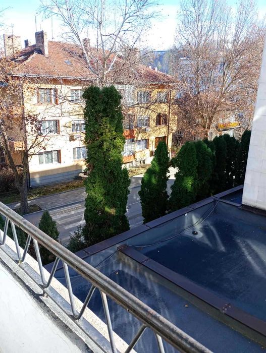 Продава се Четиристаен апартамент в Троян - 110 кв.м за 955 €/кв.м - Снимка #1