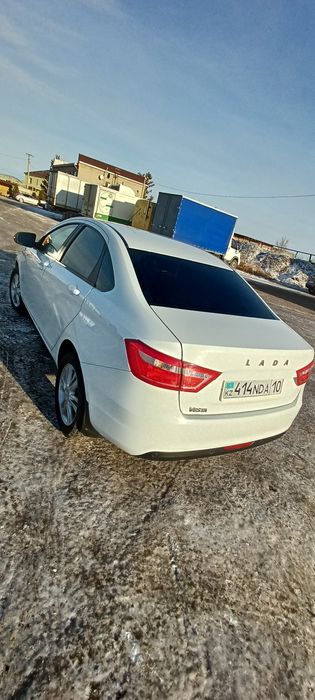 Лада Веста 2018года