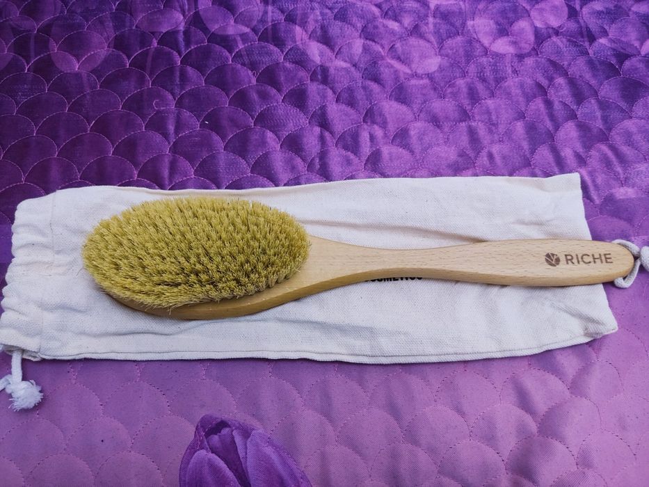 Щетка для тела.