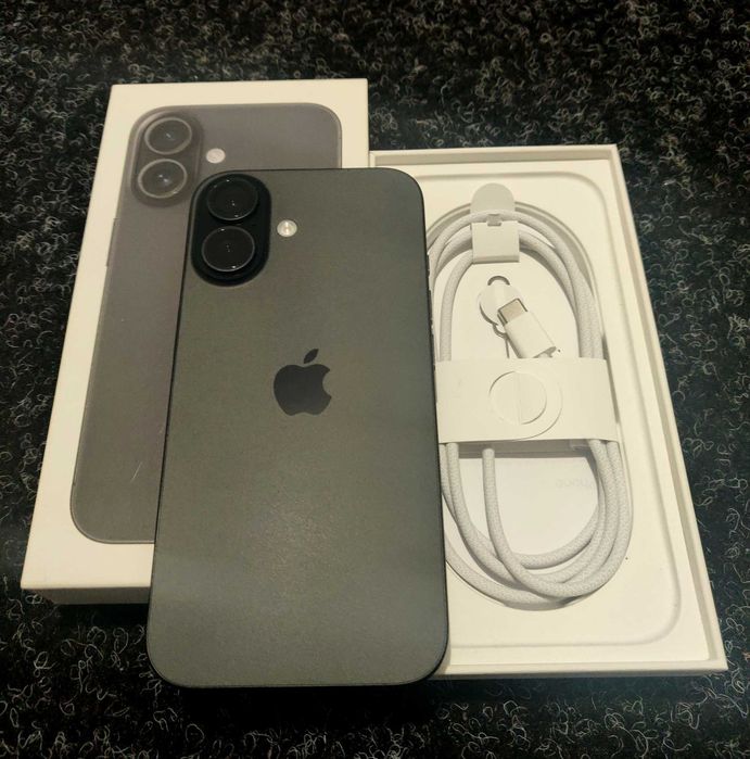 Vând Apple iPhone 16, 128GB, Black, CA NOU