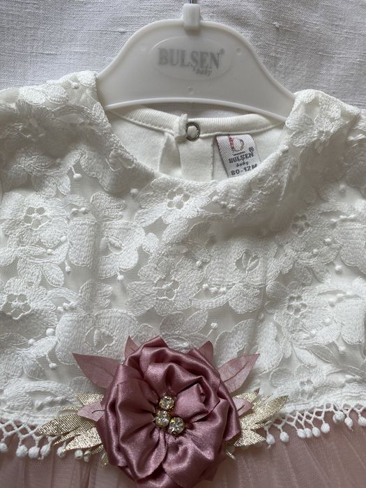 Продам  платье на девочку