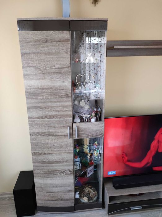 Диван,  секция и маса