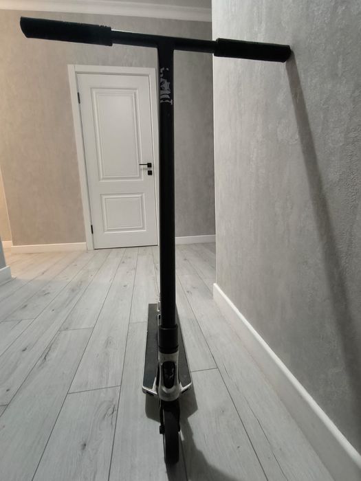 Самокат трюковой