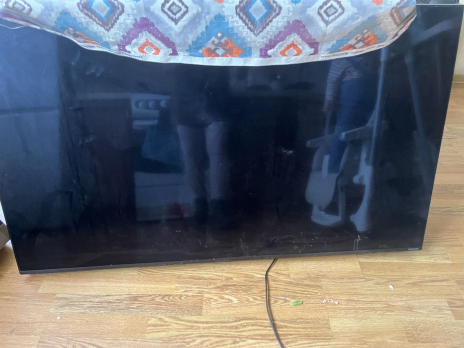 Продам телевизор смарт