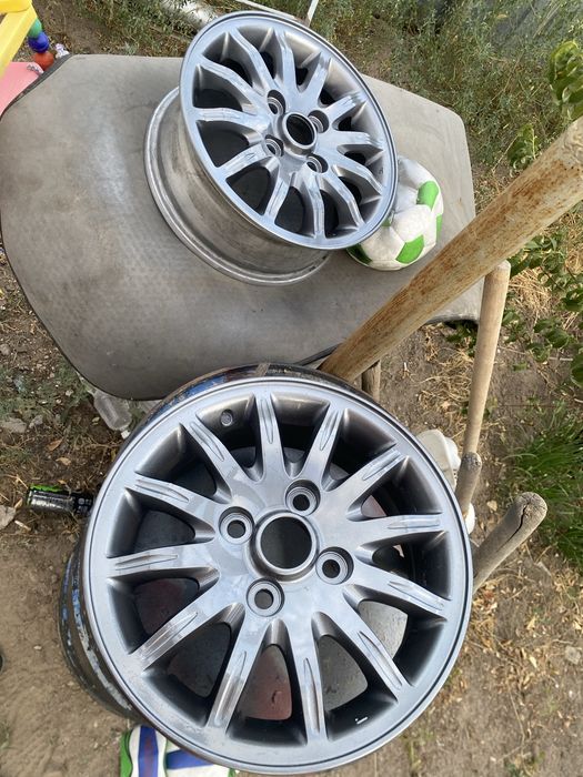 Продам диски от mitsubihi galant R15