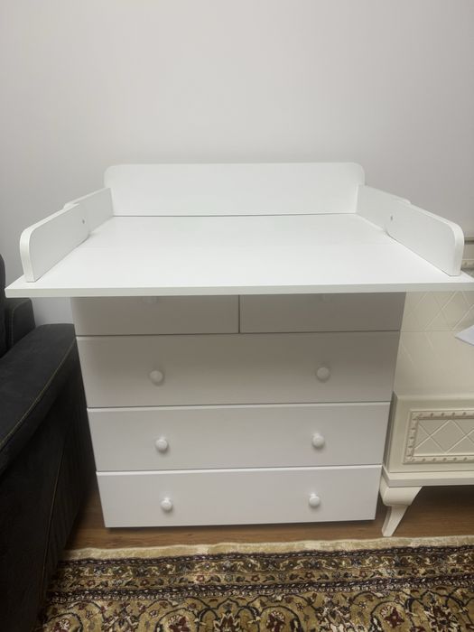 Пеленальный стол-комод