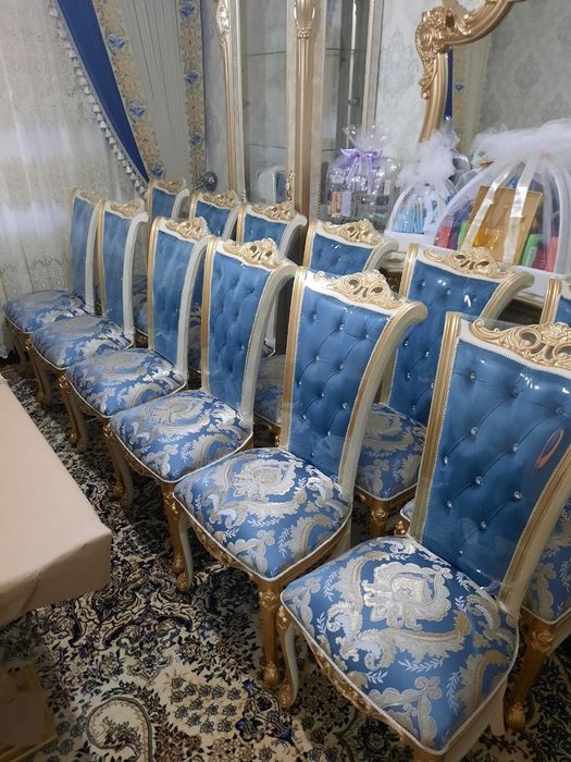 ЦЕХ дан Хуррам  стуллари.