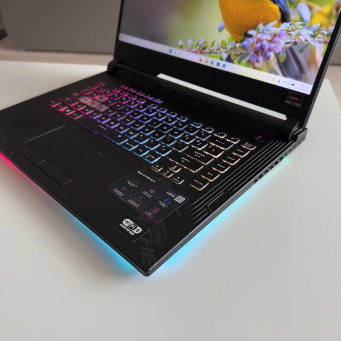 ASUS ROG Strix i7 / 16GB / SSD 1TB NVMe / Baterie Nouă