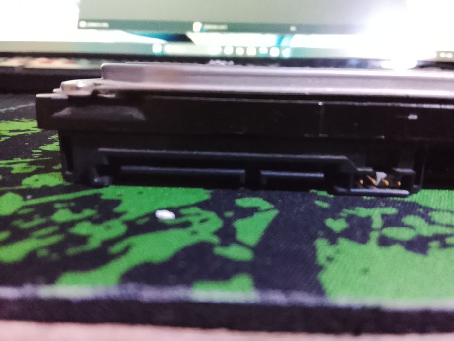 Продам жесткий диск на 256 гигабайт