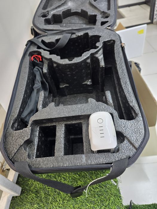 Дрон Dji Phantom 4 4к магазин Реал