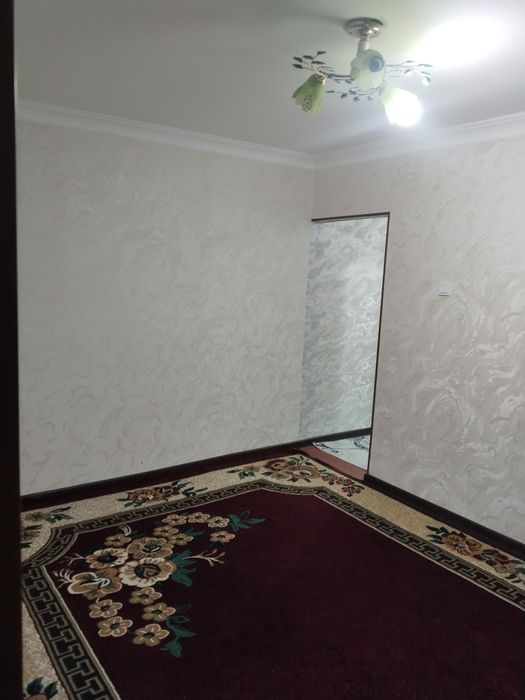 Чирчик аренда 2 ком квартира в 8 мкр 3 этаж