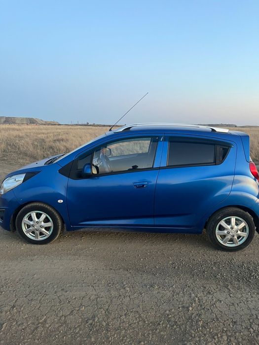 Продам машину Ravon R2