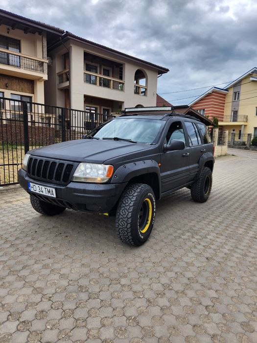 Jeep Grand Cherokee 2.7 autoutilitara N1G cu 4 locuri