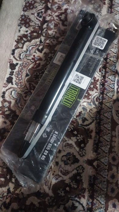 Malibu 2 orqa yengi amatizotor bor balonam bor 1ta