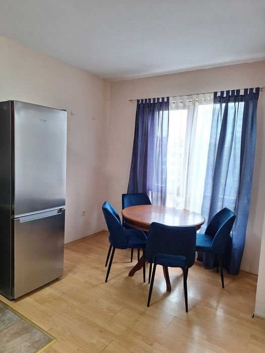 Дава се под наем Тристаен апартамент в Пловдив, Гагарин - 86 кв.м за 490 € - Снимка #2