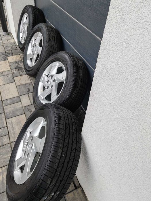 Vând original jante/roți de vară DACIA DUSTER, dimensiune 215/65/16,