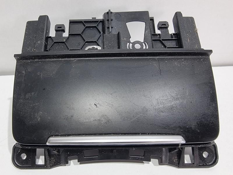 Scrumiera fata Audi A4 8K2, B8 8K0857965 Berlina