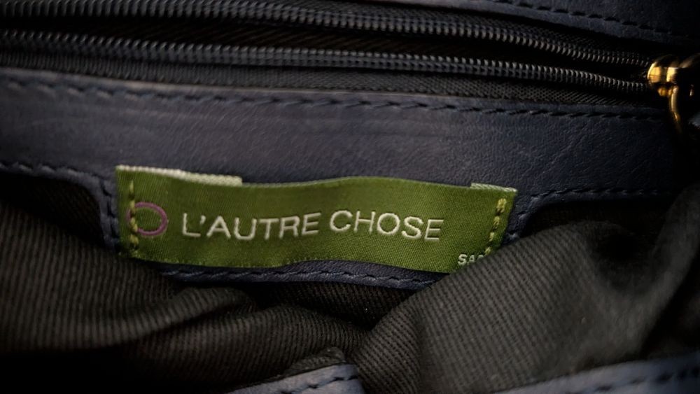 lautr'e chose geanta piele medie