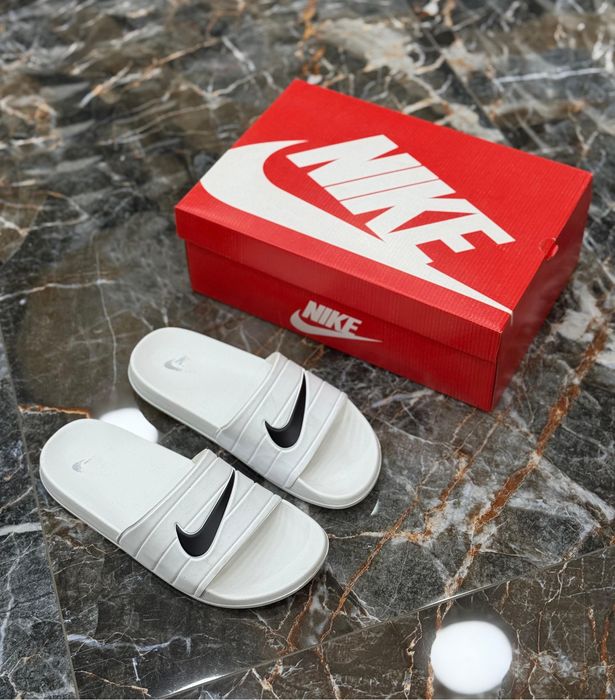 Papuci nike, armani
