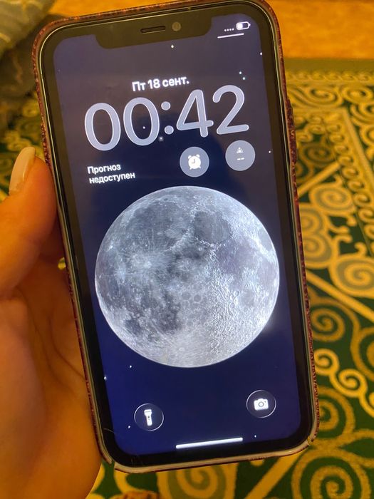 Iphone 11  64 гб идеальное