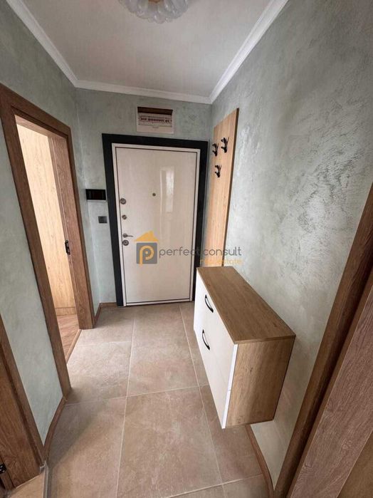 Продава се Тристаен апартамент в Пловдив, Христо Смирненски - 102 кв.м за 1275 €/кв.м - Снимка #9