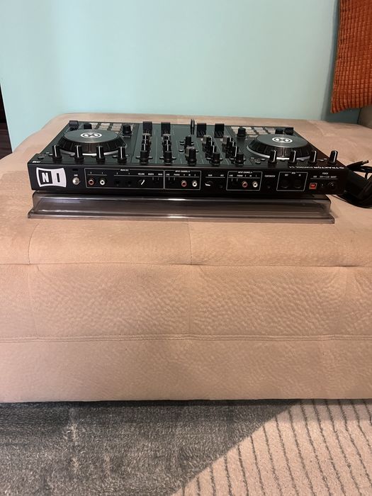 Native instruments traktor s4 mk2