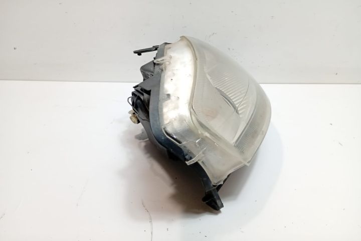 Far dreapta  41200748D Citroen C3 prima generatie (facelift)