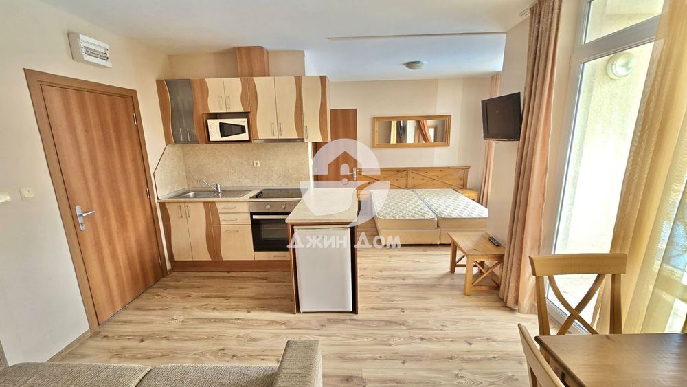 Продава се Двустаен апартамент в к.к. Слънчев бряг - 55 кв.м за 765 €/кв.м - Снимка #1