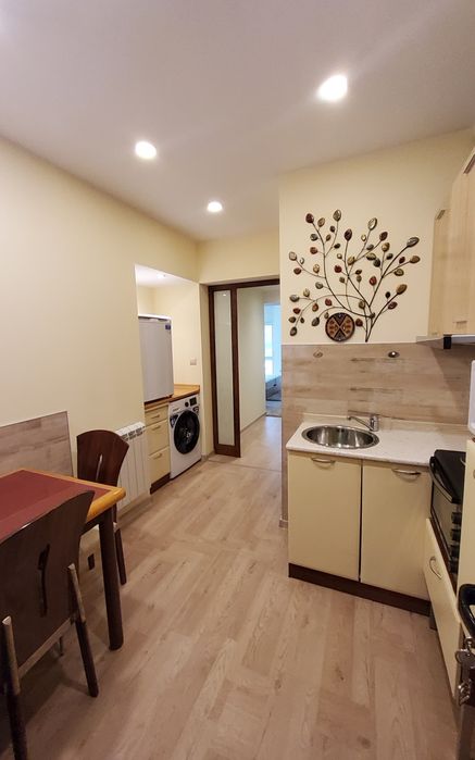 Дава се под наем Четиристаен апартамент в Банкя - 110 кв.м за 860 € - Снимка #9