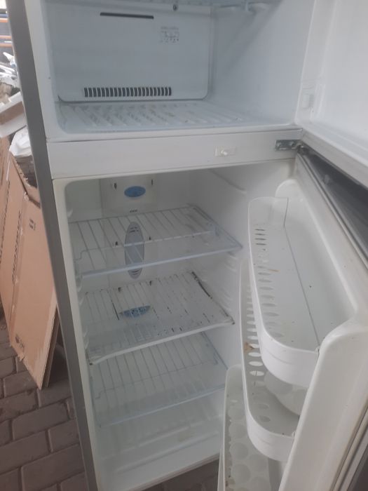 Продам холодильник LG