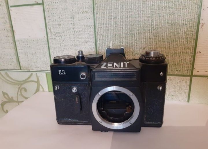 Обмен  фотоаппарат Зенит 11