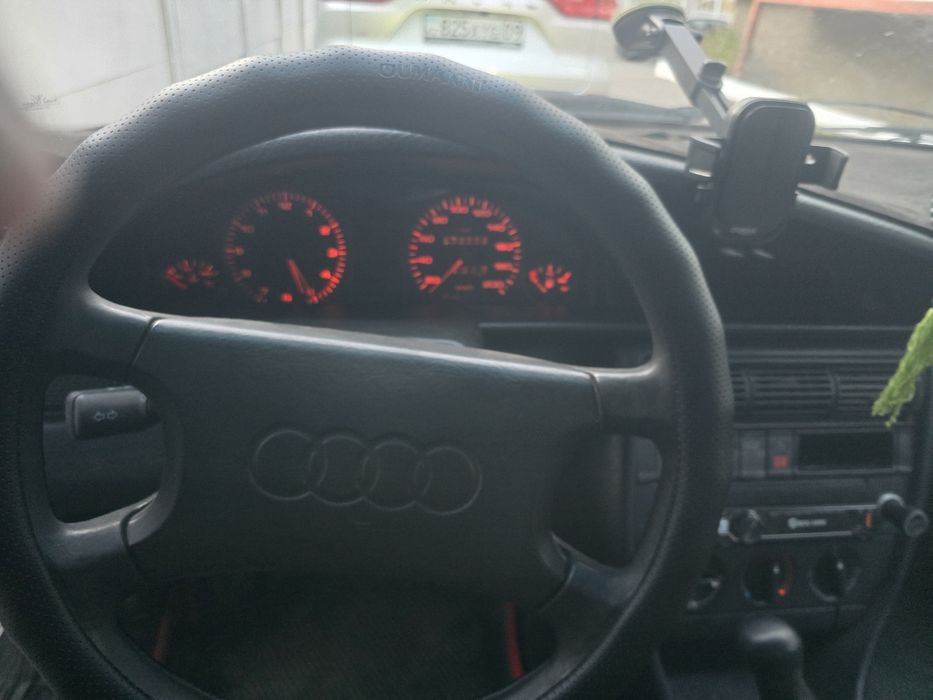 Ауди 100 продам 2 л
