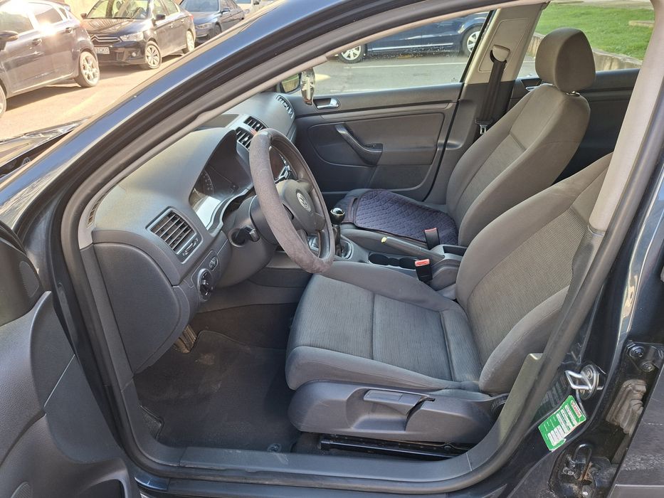 vw golf 5 an 2006 stare impecabilă