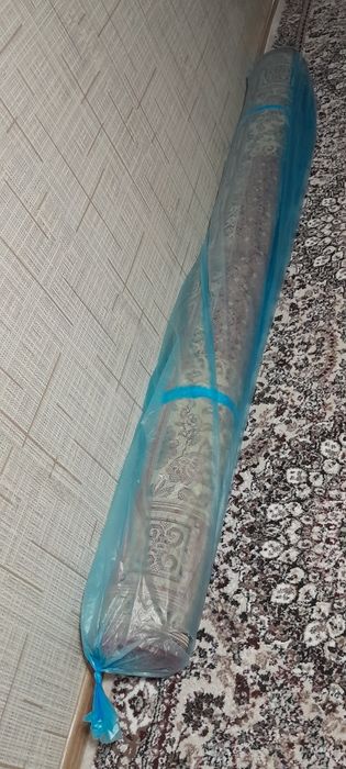 Продаётся ковёр 2,5×4м