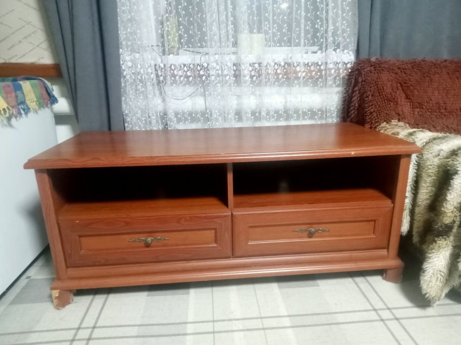 Тумба под телевизор